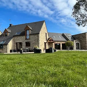 https://maison-bretonne-12-personnes.inbrittany.com